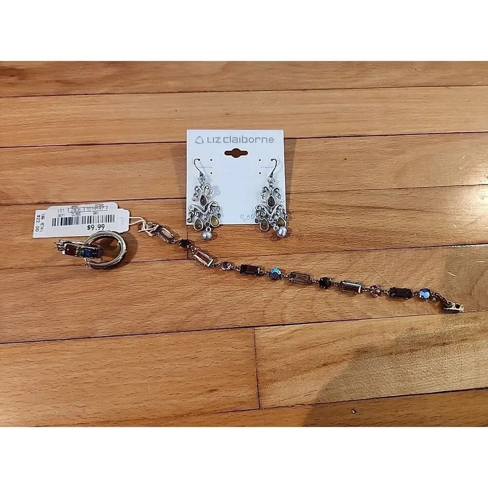Signed Liz Claiborne Jewelry Lot - ALL SIGNED Liz Claiborne Jewelry - Vintage